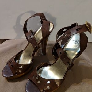 Women's heels